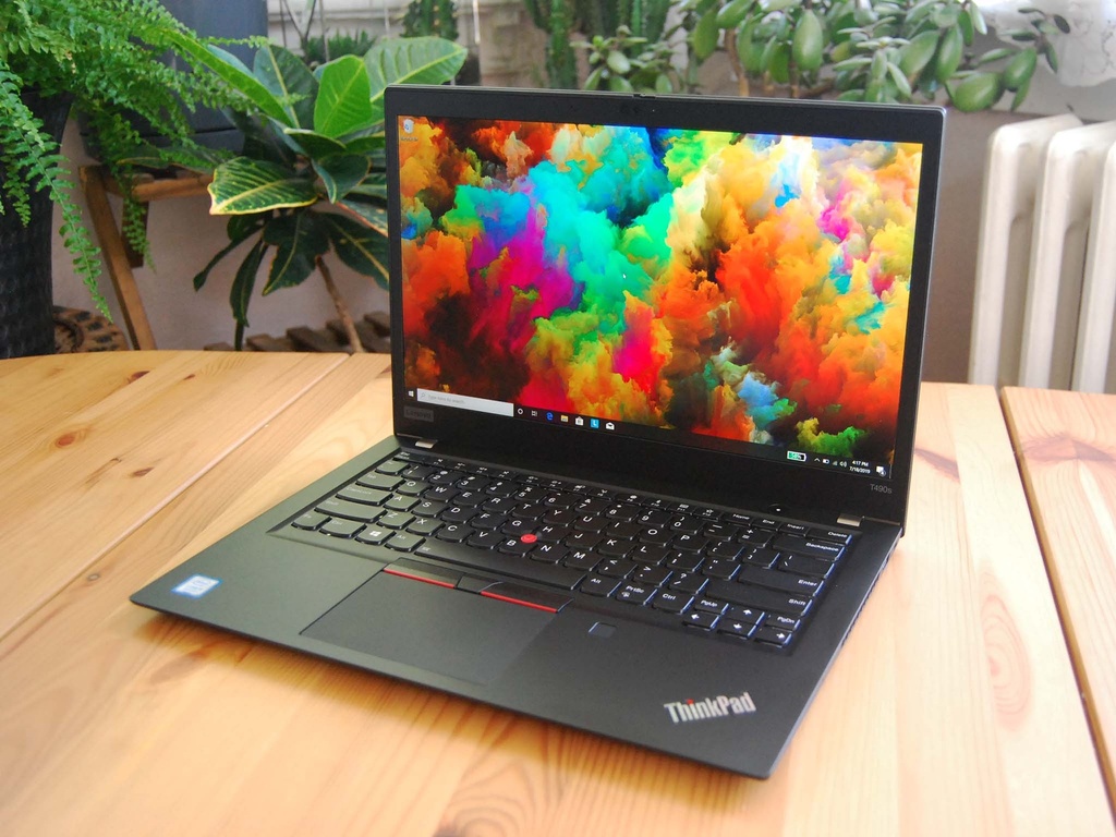 Lenovo Thinkpad T490s Core i7 8th Gen 32GB 256GB SSD WIN 10 PRO